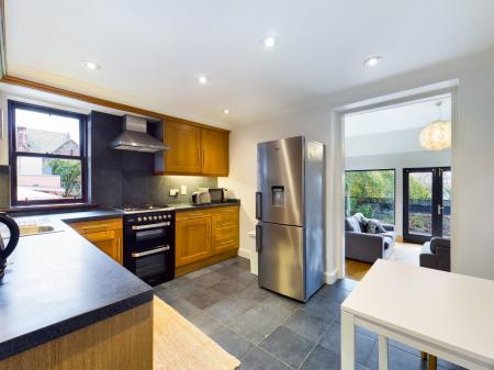 2 bedroom Semi-detached house to let in Polwarth Terrace, Polwarth, Edinburgh, EH11