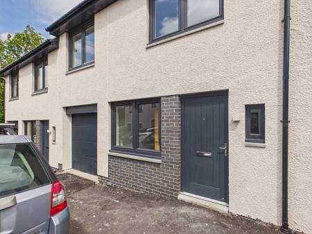 3 bedroom Semi-detached house to let in Newtoft Street, Gilmerton, Edinburgh, EH17