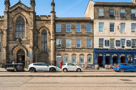 1 bedroom Flat for sale in Lothian Street, Old Town, Edinburgh, EH1