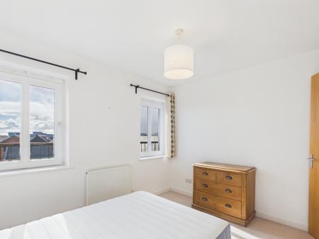 2 bedroom Flat to let in Newhaven Place, Newhaven, Edinburgh, EH6