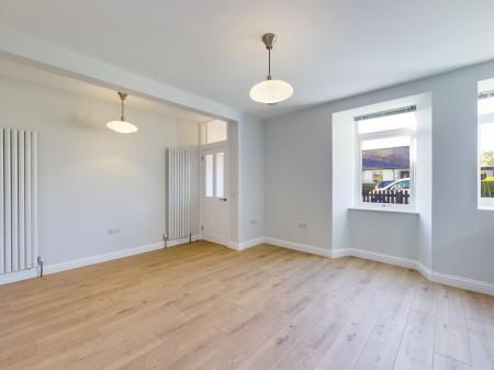 1 bedroom Flat to let in Main Street, Roslin, Midlothian, EH25
