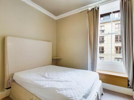 1 bedroom Flat to let in St Stephen Street, Stockbridge, Edinburgh, EH3