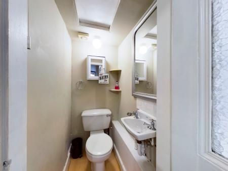 1 bedroom Flat to let in St Stephen Street, Stockbridge, Edinburgh, EH3