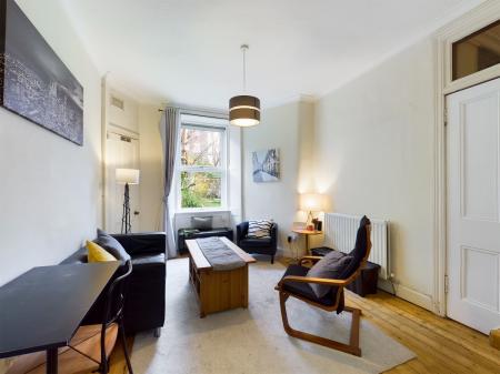 2 bedroom Flat to let in Dundee Terrace, Fountainbridge, Edinburgh, EH11