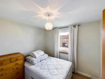 1 bedroom Flat to let in South Gyle Road, South Gyle, Edinburgh, EH12
