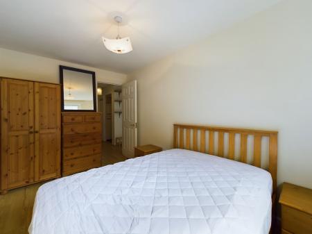 2 bedroom Flat to let in Cadiz Street, Leith, Edinburgh, EH6