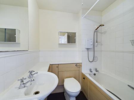 2 bedroom Flat to let in Cadiz Street, Leith, Edinburgh, EH6