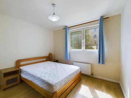 2 bedroom Flat to let in Cadiz Street, Leith, Edinburgh, EH6
