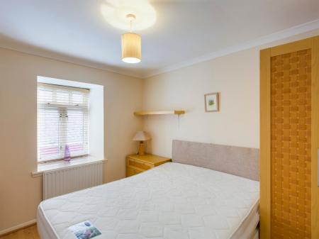 2 bedroom Flat to let in The Shore, The Shore, Edinburgh, EH6