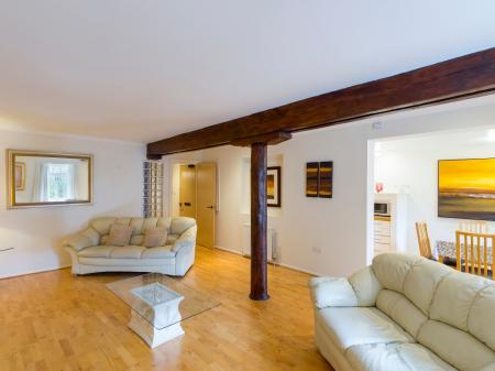 2 bedroom Flat to let in The Shore, The Shore, Edinburgh, EH6