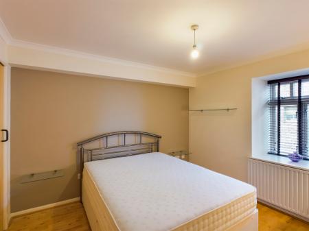 2 bedroom Flat to let in The Shore, The Shore, Edinburgh, EH6