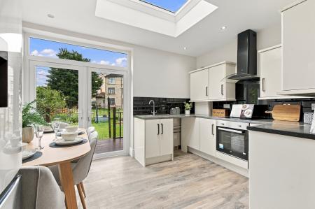 3 bedroom Flat for sale in Lochend Avenue, Edinburgh, EH7