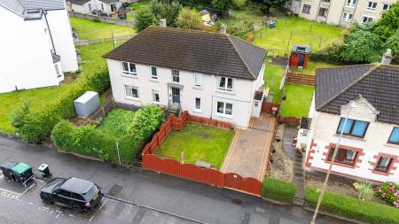 3 bedroom Flat for sale in Lochend Avenue, Edinburgh, EH7