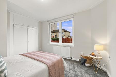 3 bedroom Flat for sale in Lochend Avenue, Edinburgh, EH7
