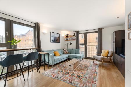 2 bedroom Flat for sale in Sheriff Brae, Leith, Edinburgh, EH6