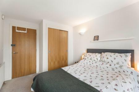2 bedroom Flat for sale in Sheriff Brae, Leith, Edinburgh, EH6