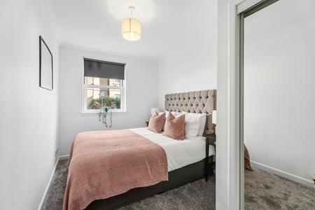 2 bedroom Flat for sale in Millar Crescent, Morningside, Edinburgh, EH10