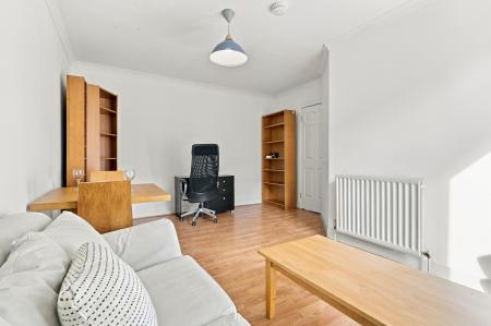 1 bedroom Flat for sale in East Fountainbridge, Fountainbridge, Edinburgh, EH3