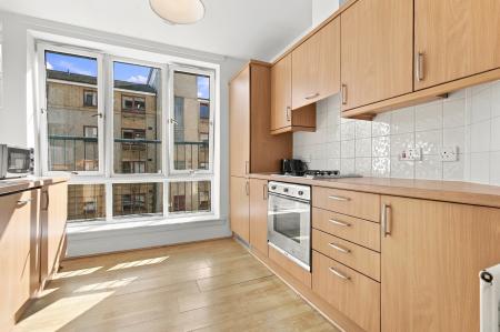 1 bedroom Flat for sale in East Fountainbridge, Fountainbridge, Edinburgh, EH3