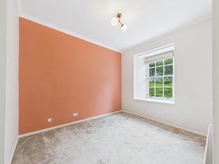 3 bedroom Flat to let in Canon Street, Canonmills, Edinburgh, EH3
