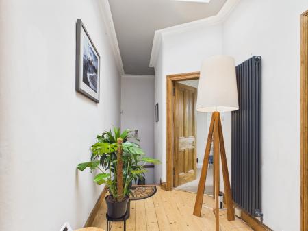 2 bedroom Flat to let in Dudley Grove, Trinity, Edinburgh, EH6