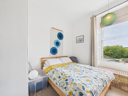 2 bedroom Flat to let in Dudley Grove, Trinity, Edinburgh, EH6
