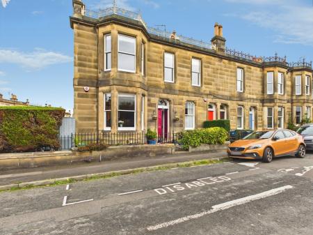 2 bedroom Flat to let in Dudley Grove, Trinity, Edinburgh, EH6