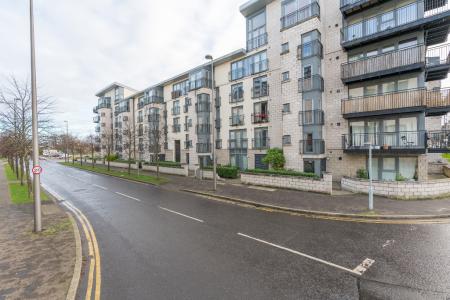 2 bedroom Flat to let in Waterfront Park, Granton, Edinburgh, EH5