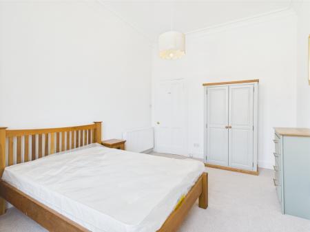 2 bedroom Flat to let in Lochrin Terrace, Tollcross, Edinburgh, EH3