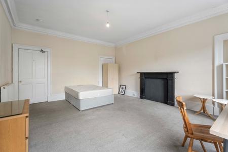 3 bedroom Flat for sale in Torphichen Street, West End, Edinburgh, EH3