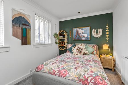 2 bedroom Semi-detached house to let in West Pilton Street, Pilton, Edinburgh, EH4