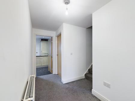 3 bedroom Flat to let in Hermand Street, Slateford, Edinburgh, EH11