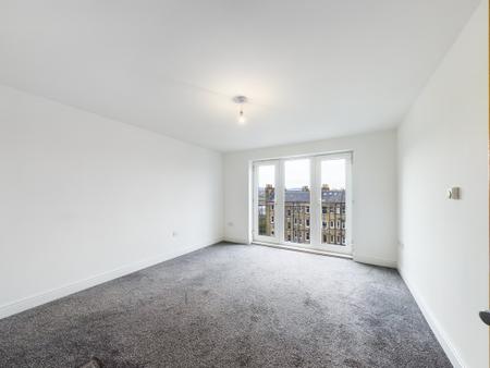 3 bedroom Flat to let in Hermand Street, Slateford, Edinburgh, EH11