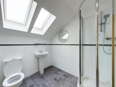 3 bedroom Flat to let in Hermand Street, Slateford, Edinburgh, EH11