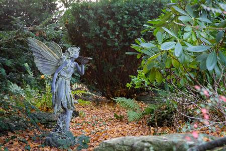 5 bedroom Detached house for sale in Bush Hill, Winchmore Hill, London, N21