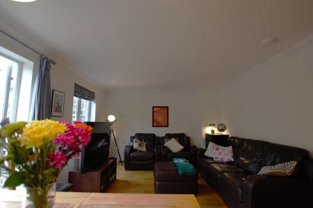 3 bedroom Detached house for sale in Cameron Close, Wood Green, London, N22