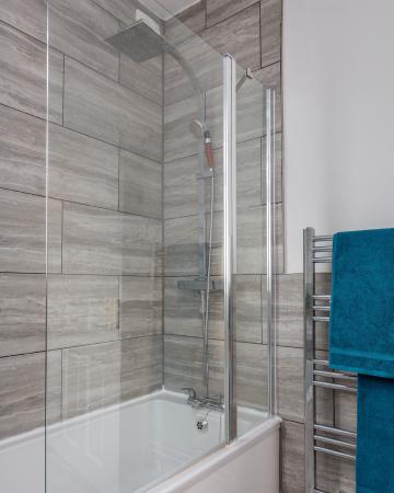 3 bedroom Semi-detached house for sale in Ridge Crest, Enfield, London, EN2