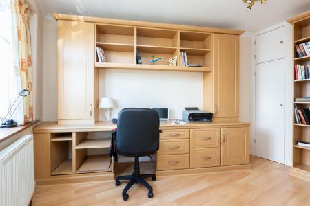 4 bedroom Semi-detached house for sale in Willow Road, Enfield, London, EN1