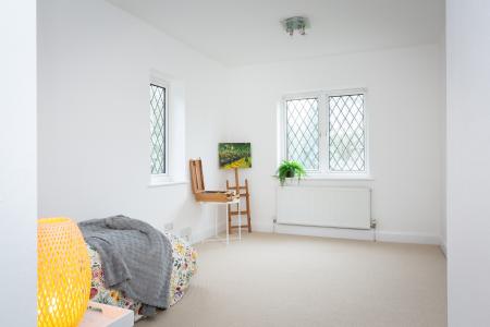 3 bedroom Semi-detached house for sale in Southgate Road, Potters Bar, Hertsmere, EN6