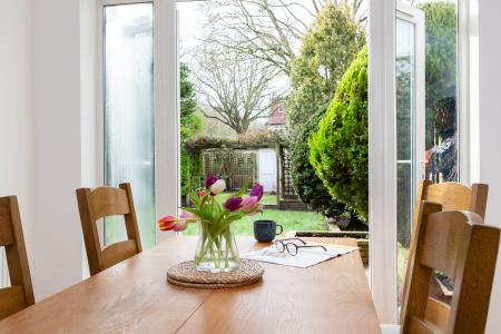 3 bedroom Semi-detached house for sale in Southgate Road, Potters Bar, Hertsmere, EN6