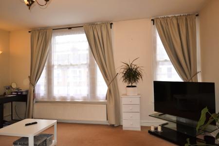 2 bedroom Flat to let in Parkhurst Road, London, N22