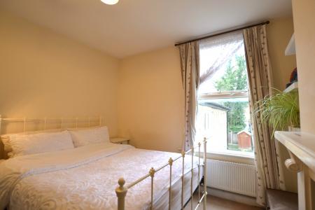 2 bedroom Flat to let in Parkhurst Road, London, N22