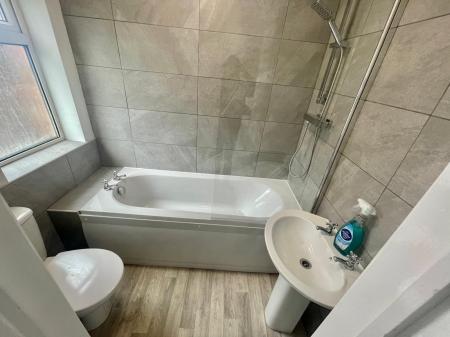 3 bedroom Semi-detached house to let in Humberstone Road, Erdington, Birmingham, B24