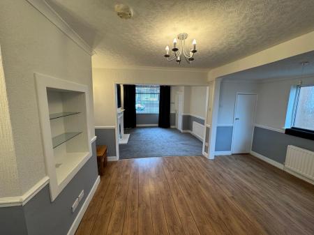 2 bedroom Semi-detached house to let in Birkenshaw Road, Great Barr, Birmingham, B44