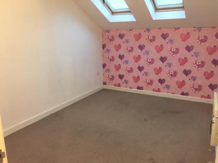 2 bedroom Flat to let in Monarch Court, Cook Street, Birmingham, WS10