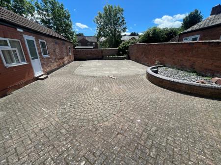 1 bedroom Flat to let in Harrison Road, Erdington, Birmingham, B24