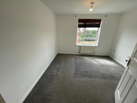 2 bedroom Flat to let in City View, Erdington, Birmingham, B23