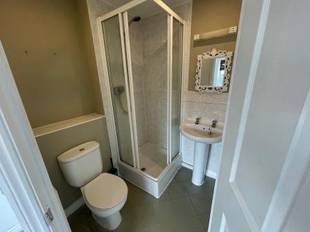 2 bedroom Flat to let in City View, Erdington, Birmingham, B23