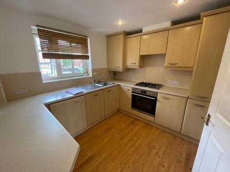 2 bedroom Flat to let in City View, Erdington, Birmingham, B23