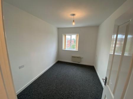 2 bedroom Flat to let in Northcroft Way, Erdington, Birmingham, B23
